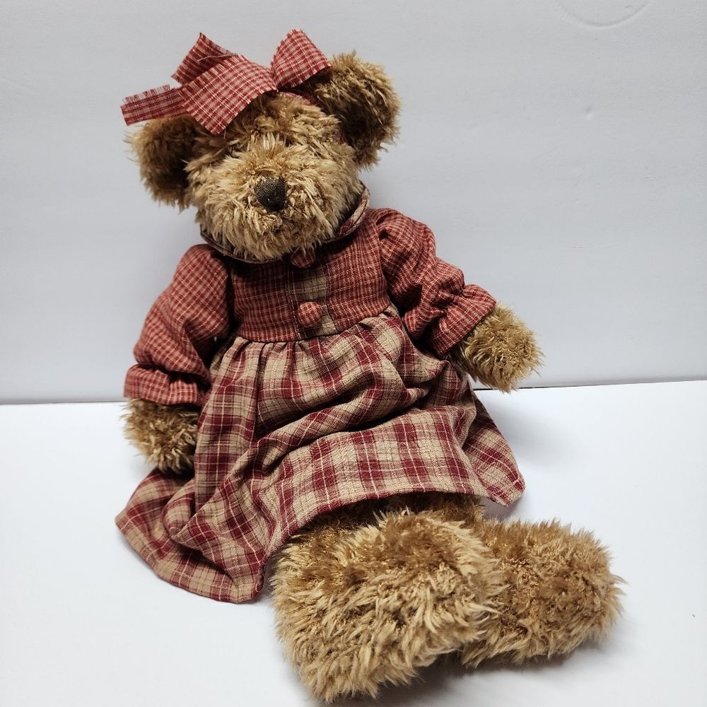 Vintage Serina From The Avon Bear Collection by Russ 14"